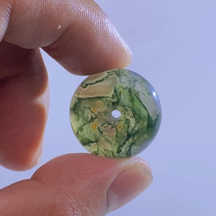 玛瑙/玉髓颈饰未镶嵌丫**?