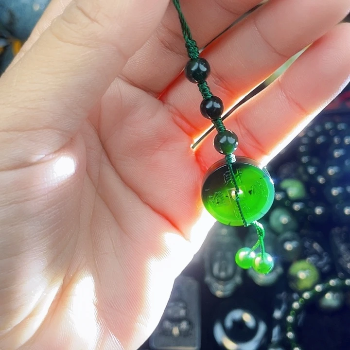 蛇纹石玉未镶嵌手链泰山玉车挂。包包挂。手机挂