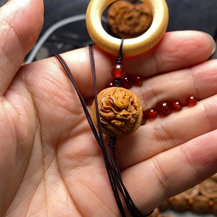 吃***糬桃核手工雕刻龙单颗