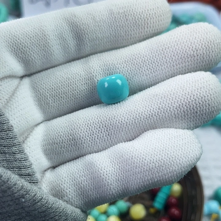 南红玛瑙未镶嵌珠宝奇石