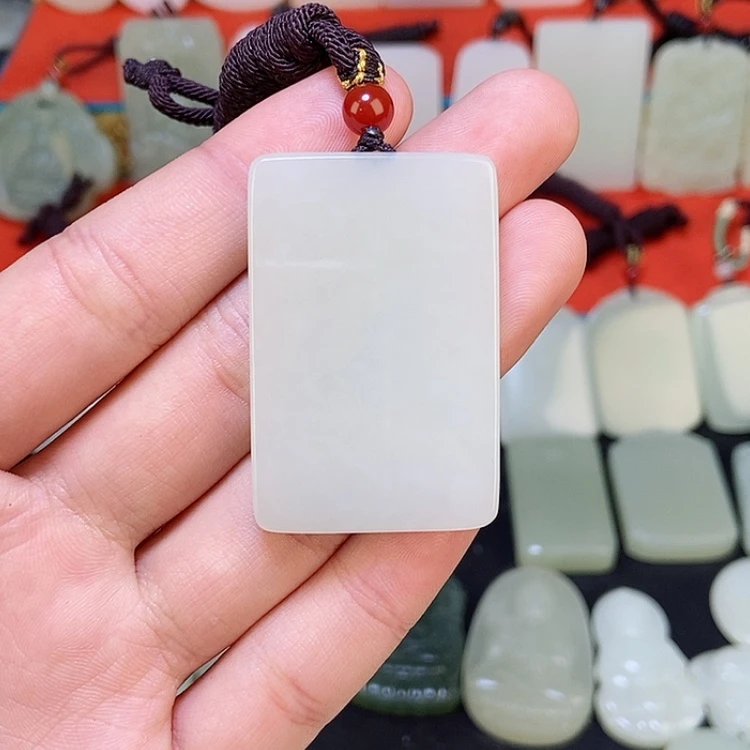 【闪购商品】颈饰未镶嵌和田玉