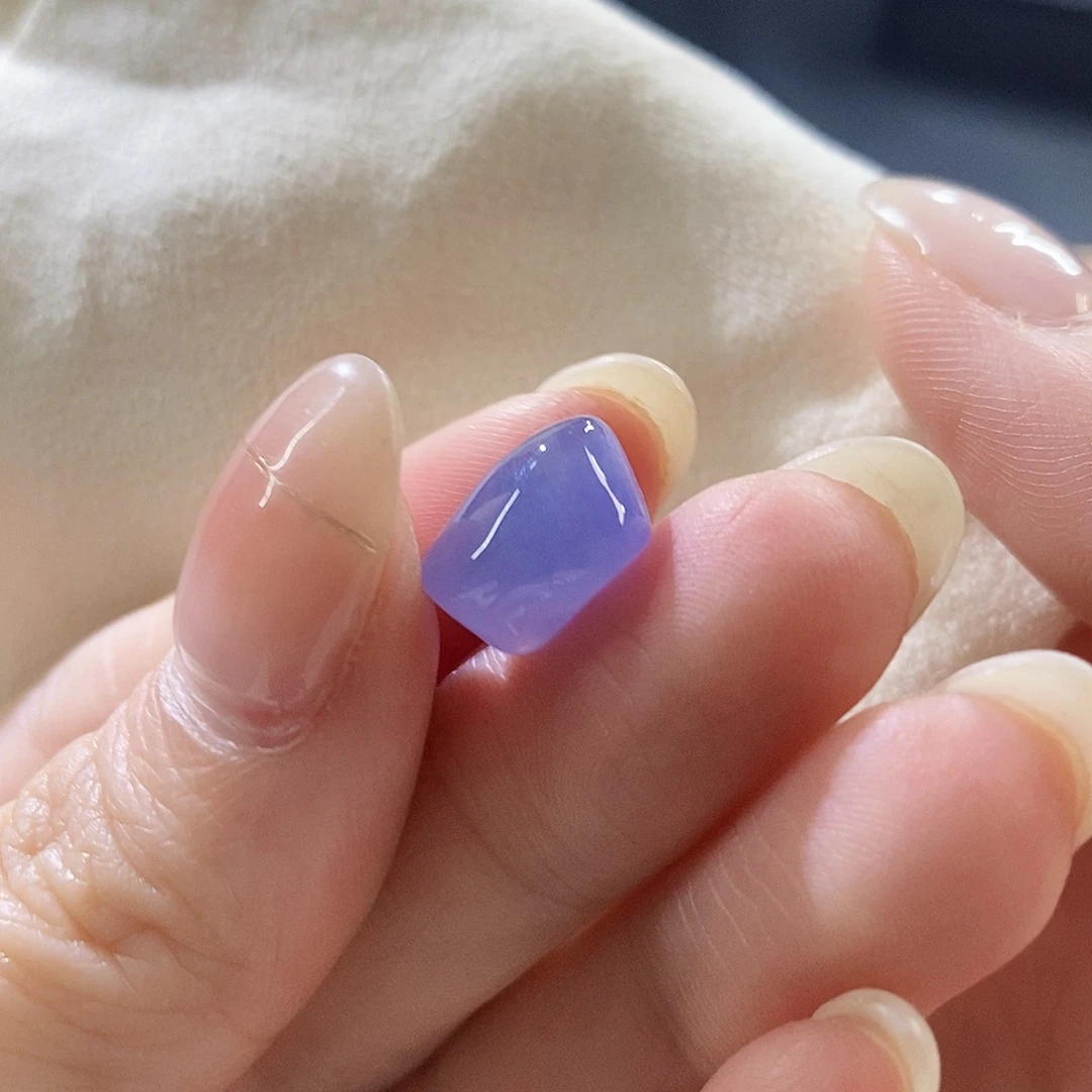 翡翠未镶嵌挂件随行