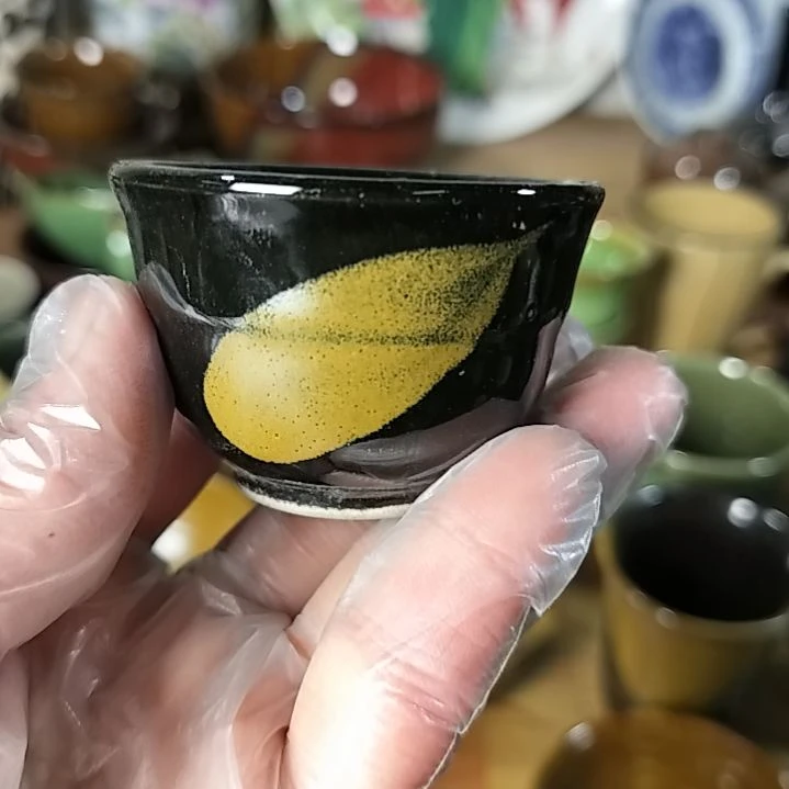 盘瓷片陶瓷杯盘壶碗都有