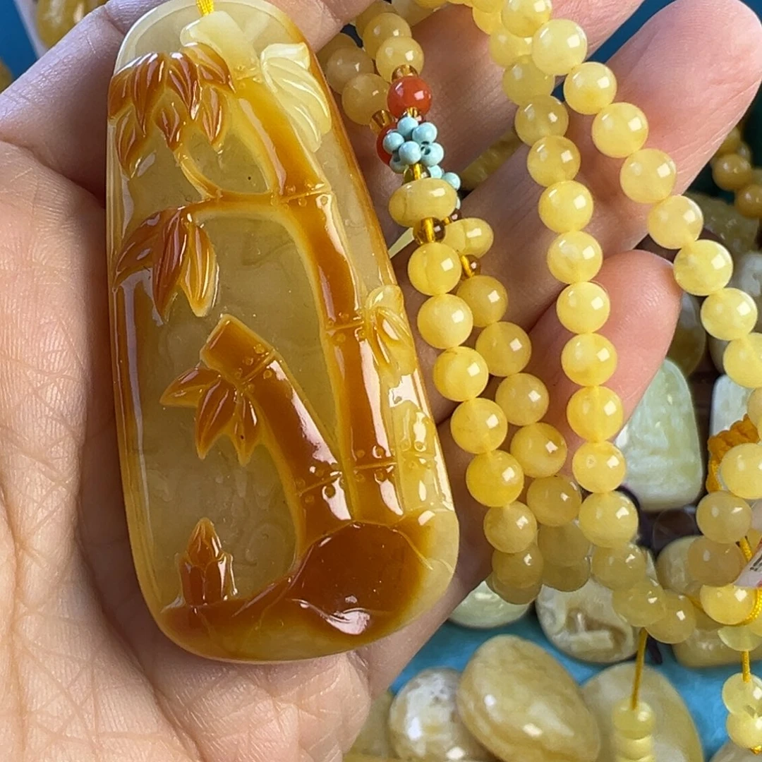 蜜蜡吊坠(赠链)未镶嵌