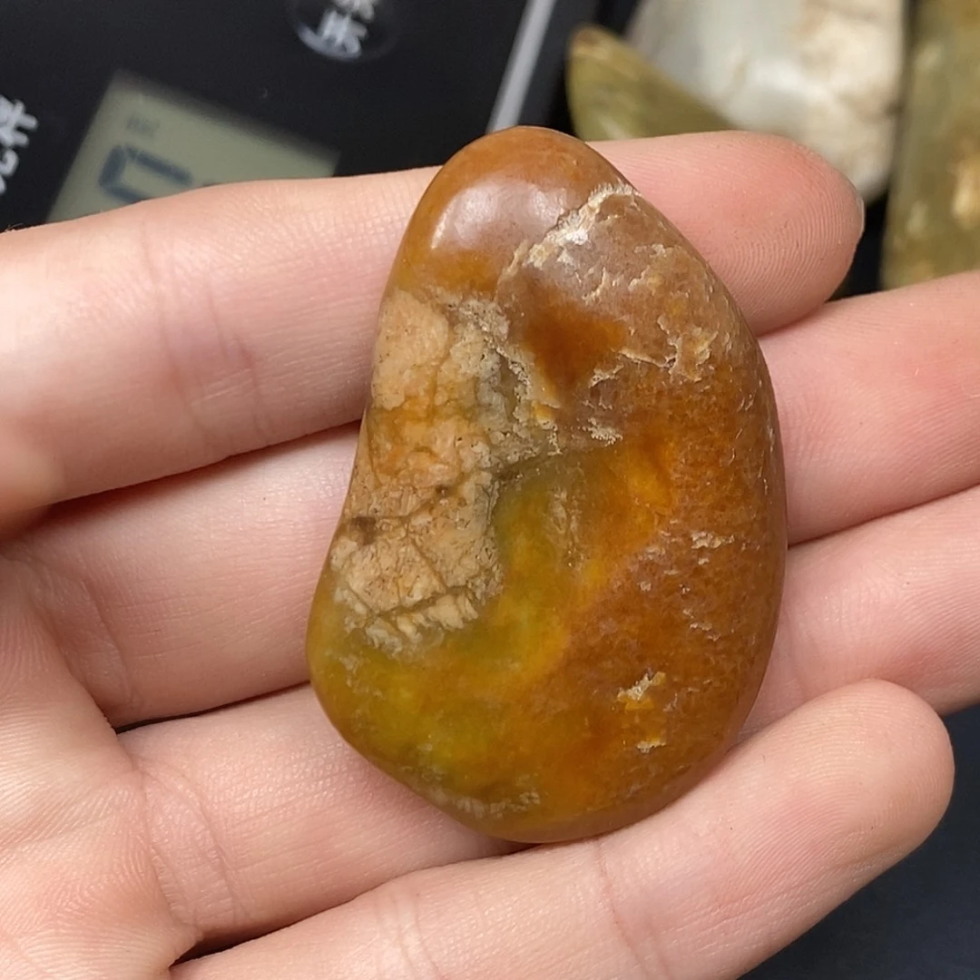 和田玉（糖玉）未镶嵌挂件