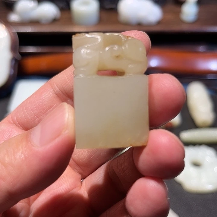 大***师和田玉未镶嵌挂件