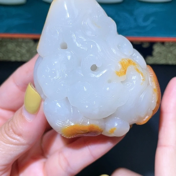 忠***渝颈饰未镶嵌和田玉