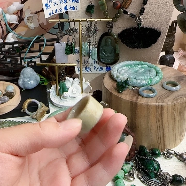 未镶嵌戒指翡翠未镶嵌戒指翡翠