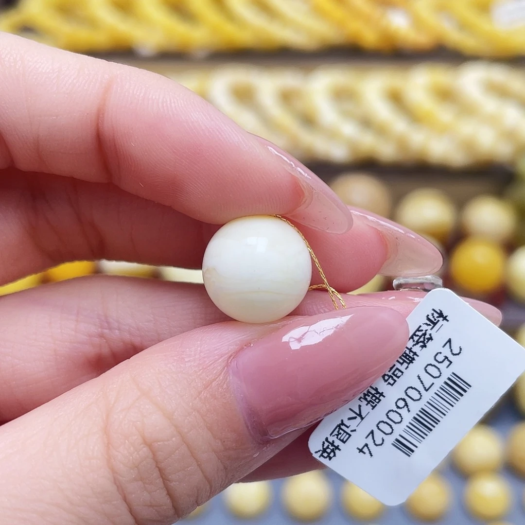 未镶嵌琥珀裸石12.5mm圆珠