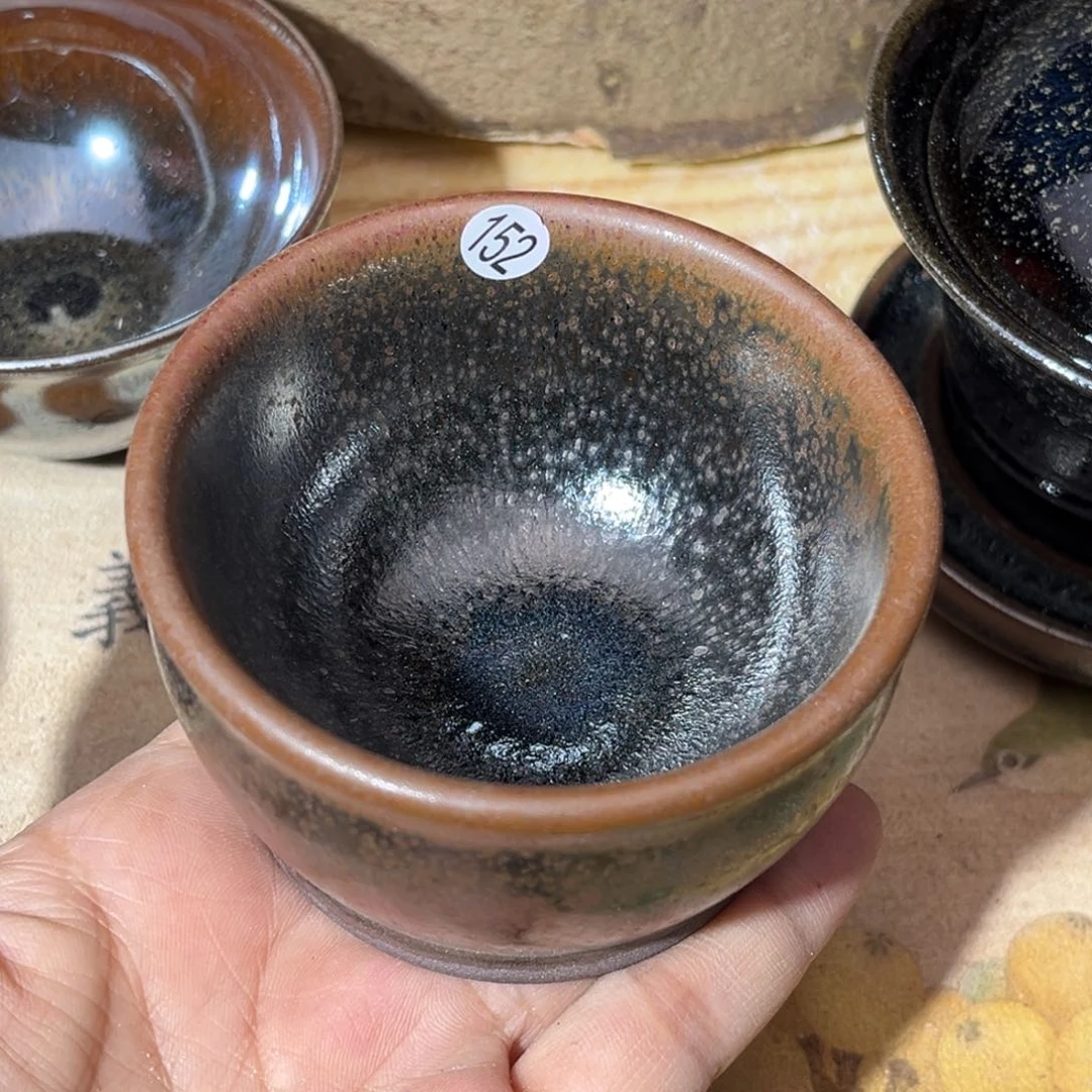 茶盏义兴龙窑坚持真柴烧