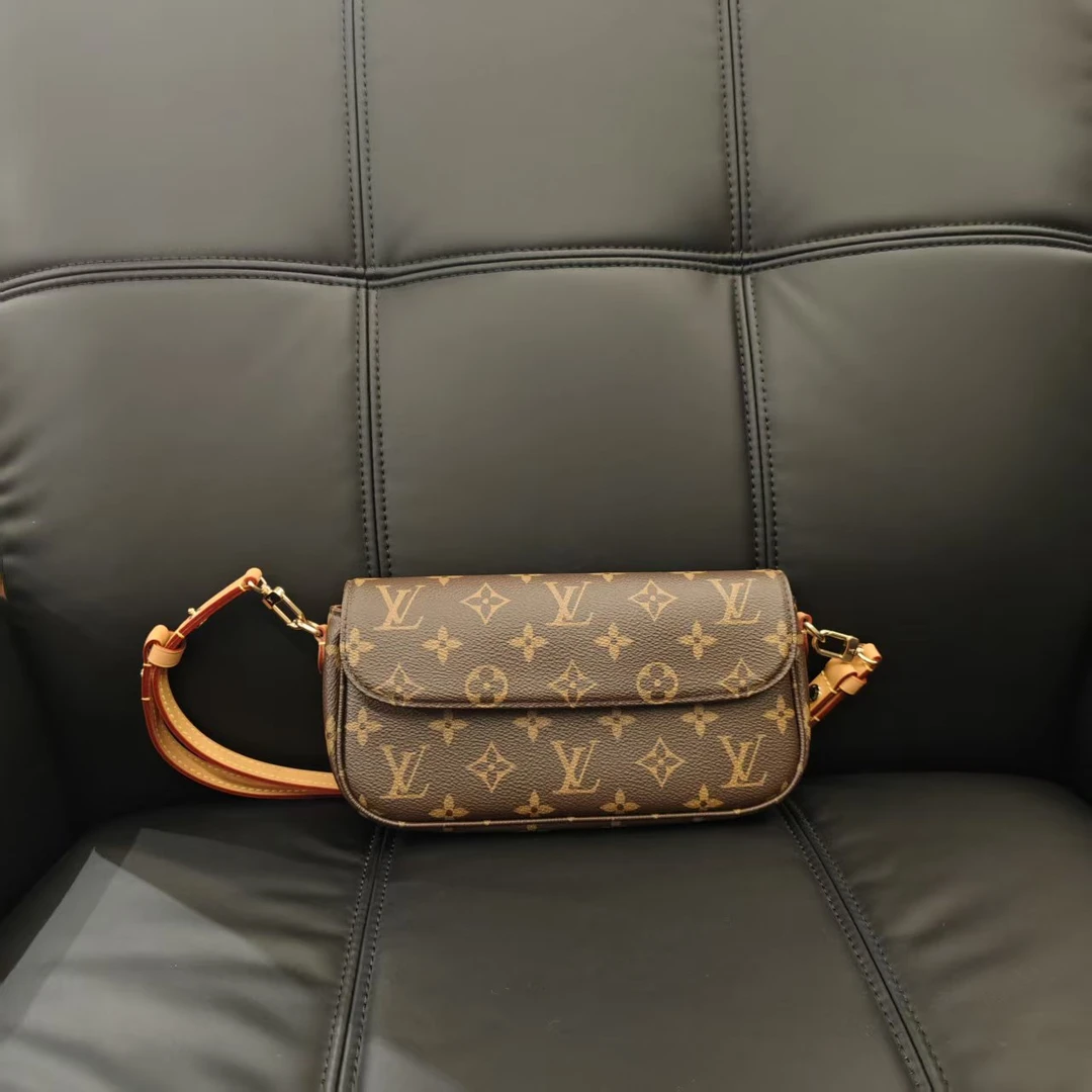 95新 Chanel/香奈儿 老花ivy单肩包