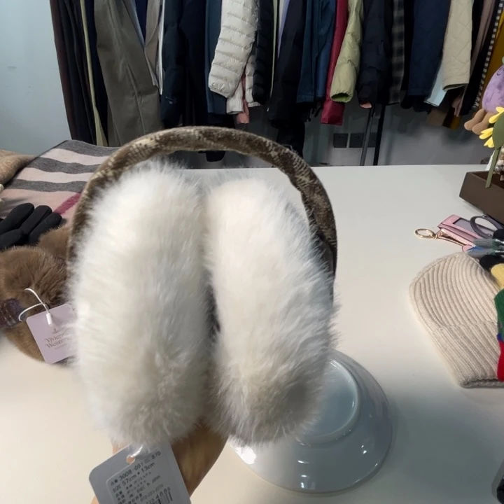 瓷片69。。。。。。。。。。。。。。。