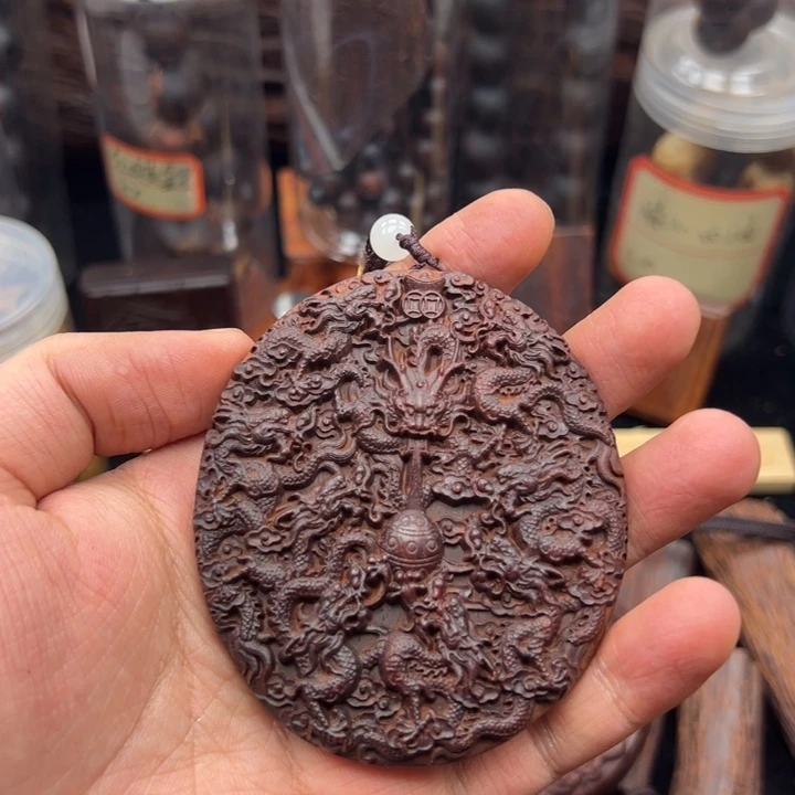 檀香紫檀（小叶紫檀）无事牌印度小叶紫檀九龙戏珠