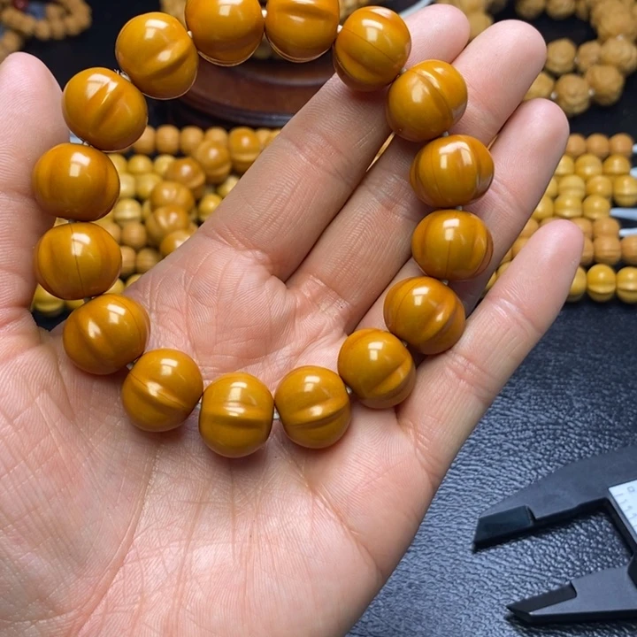 猴头核桃手串猴头