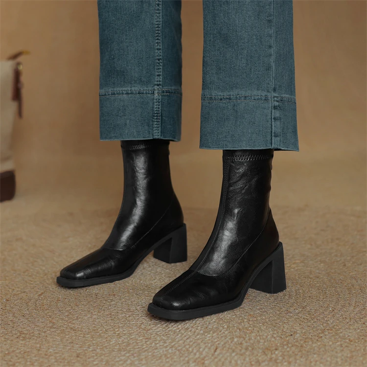 气质高跟短靴女春秋单靴2025新款弹力瘦瘦靴方头软皮不累脚粗跟靴