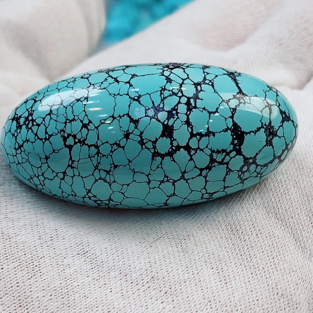 大***尊绿松石未镶嵌珠宝奇石