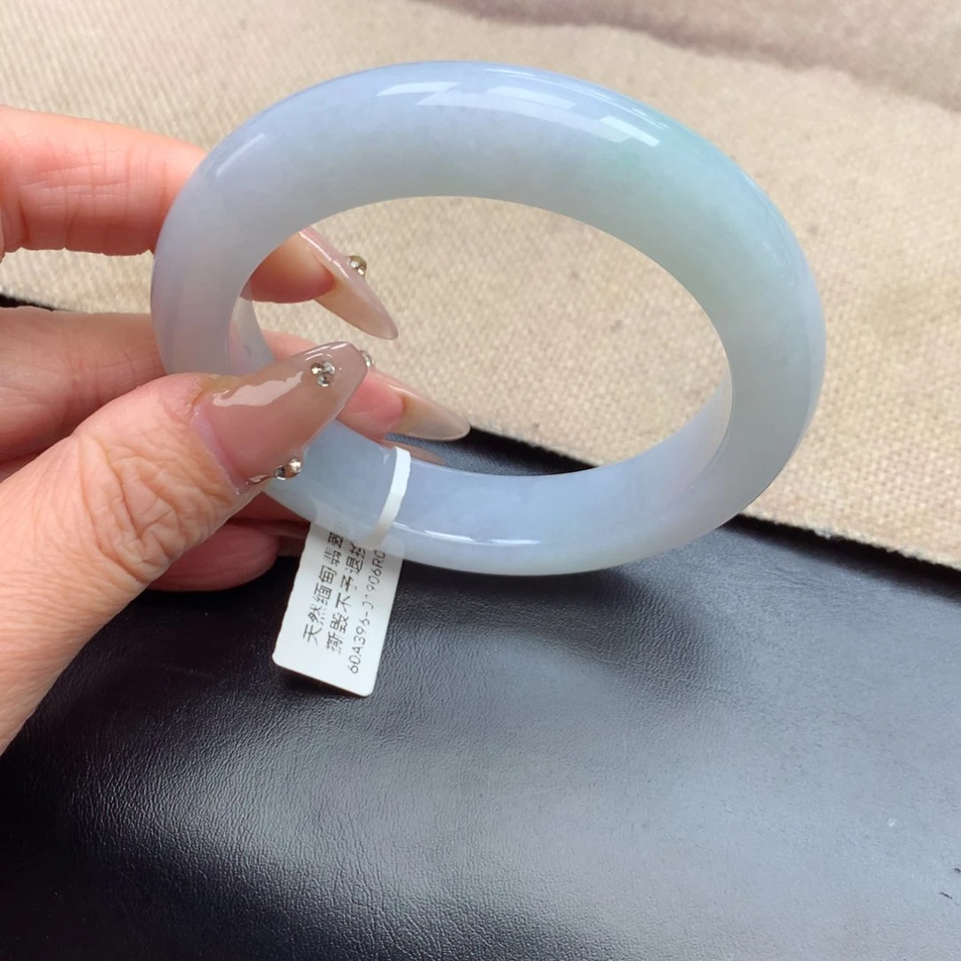 未镶嵌手镯翡翠缅甸翡翠手镯