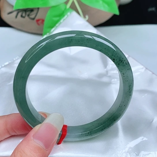 翡翠未镶嵌手镯   10  正圈55+