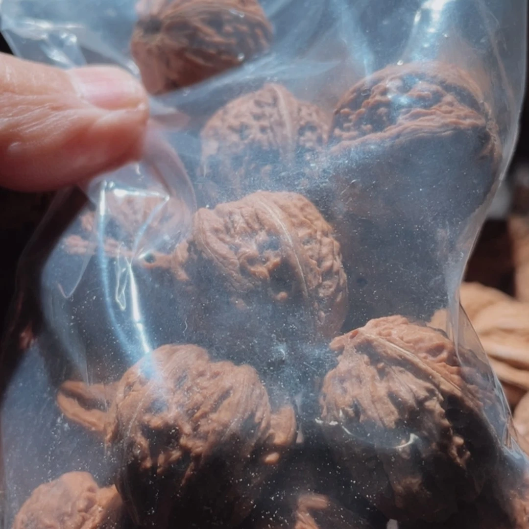 【闪购商品】文玩核桃把件雾****华东北楸子53