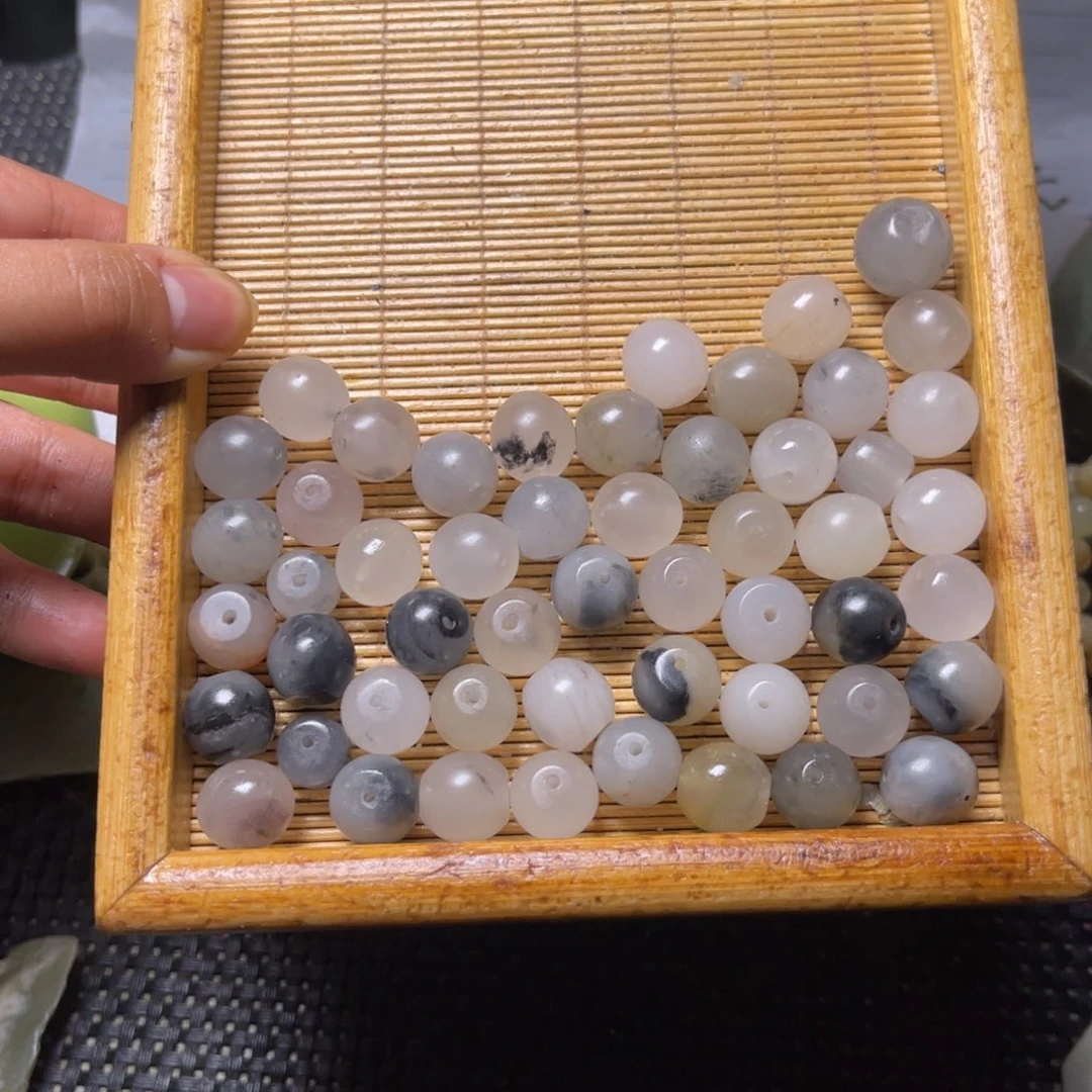 未镶嵌和田玉（子料）挂件