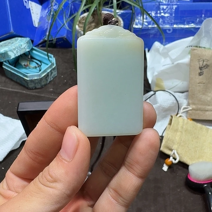 未镶嵌和田玉（糖玉）手机链