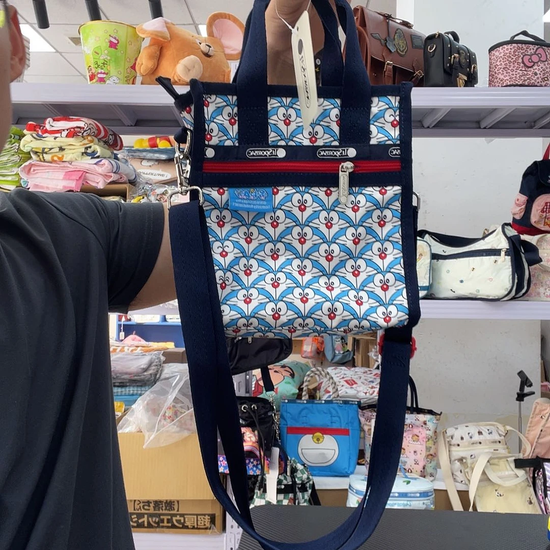 PU化妆包等产品和产品为