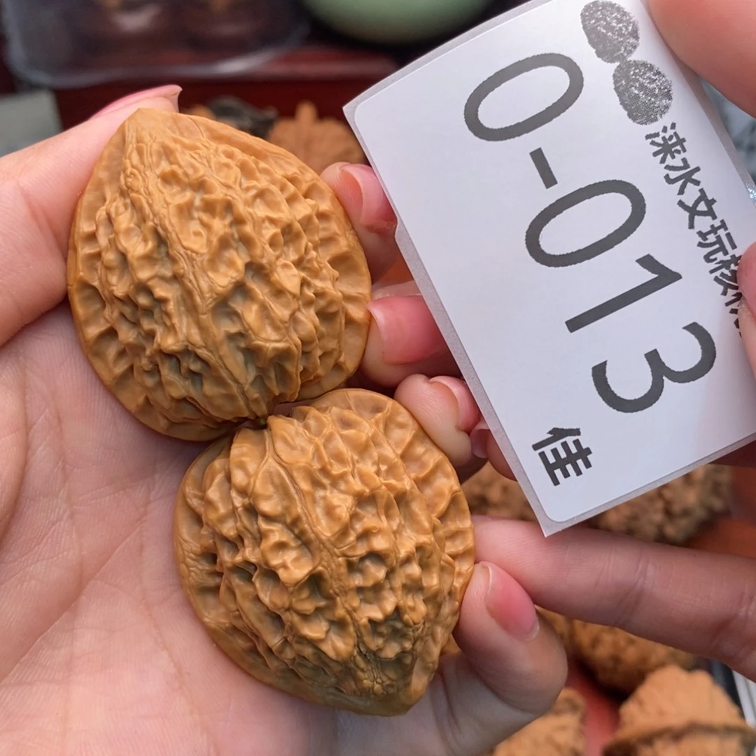 把件文玩核桃38金牛