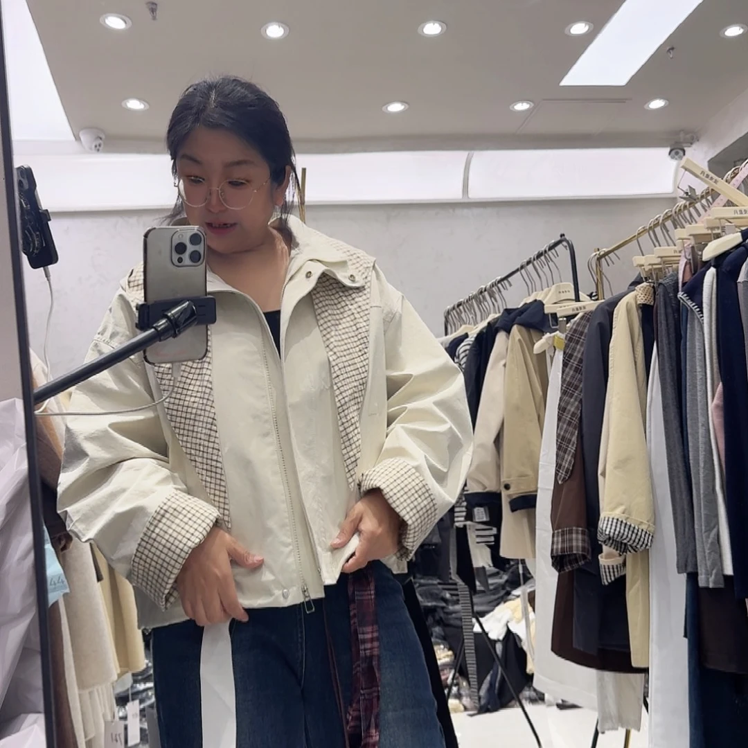 小款帽衫外套，米色超软