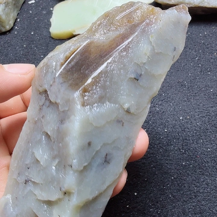 和田玉（糖玉）未镶嵌珠宝半成品