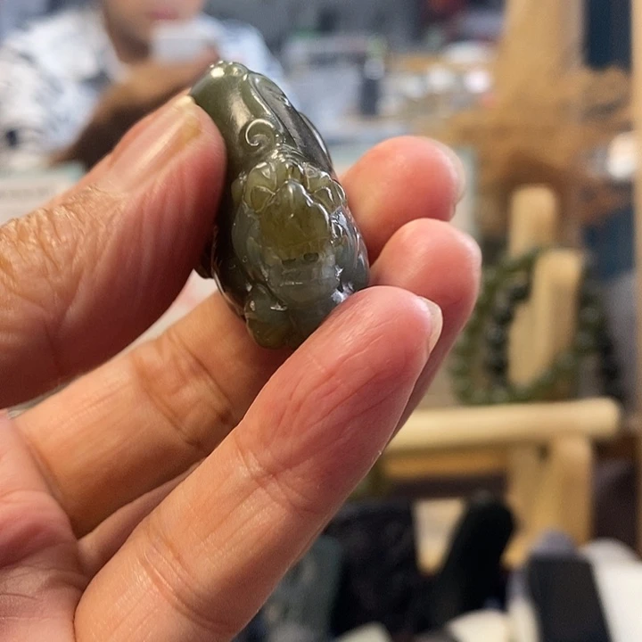 和田玉（糖玉）未镶嵌颈饰