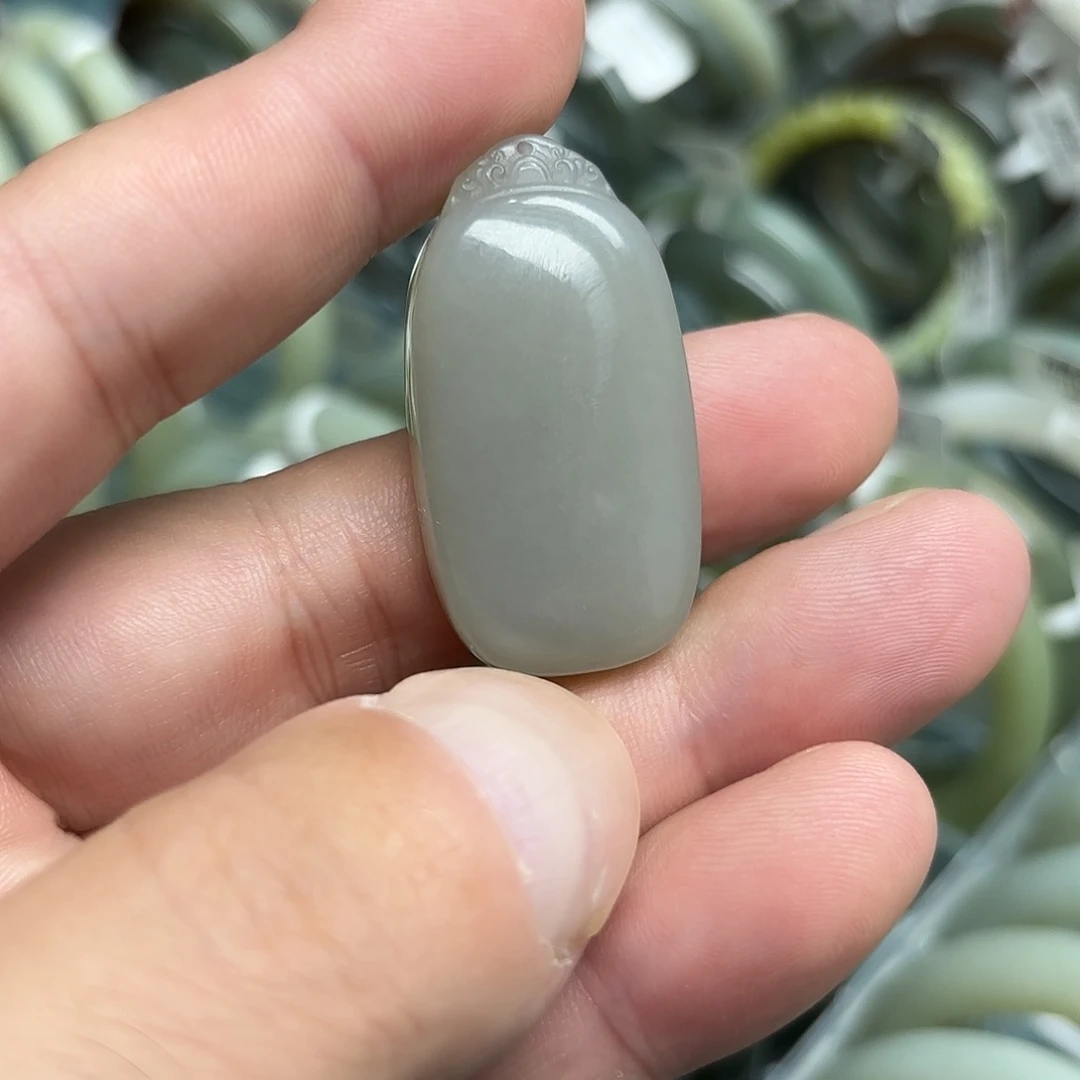 未镶嵌手镯和田玉（糖玉）