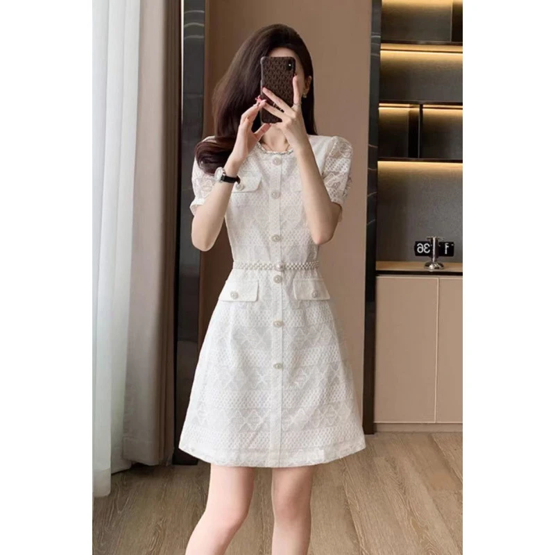 夏季新款女装小个子茶歇法式蕾丝连衣裙女夏小众设计气质白色裙子