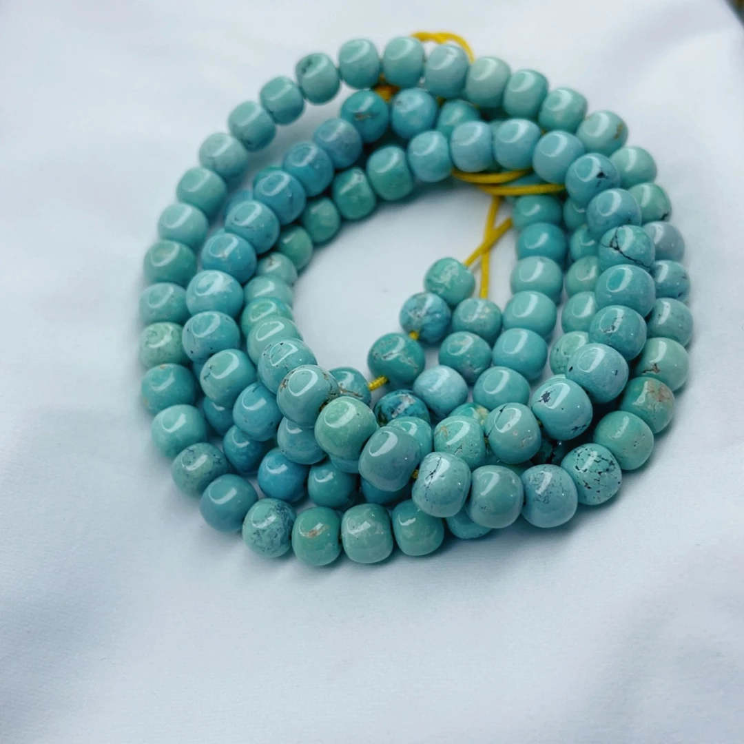 悦***乐绿松石未镶嵌颈饰