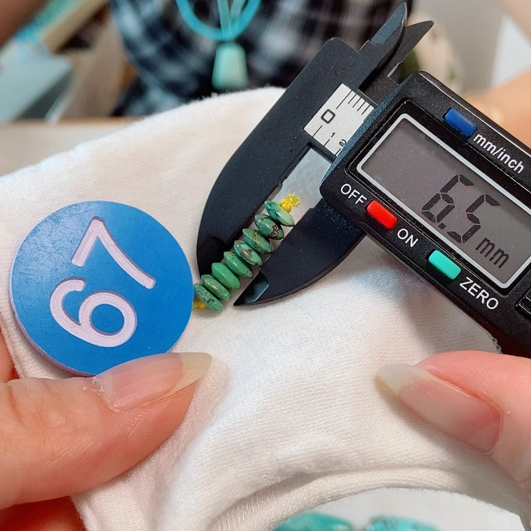 未镶嵌南红玛瑙珠宝奇石