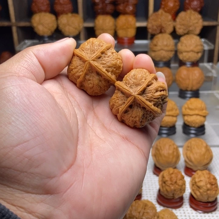 秋***水吊坠文玩核桃17钢炮四棱