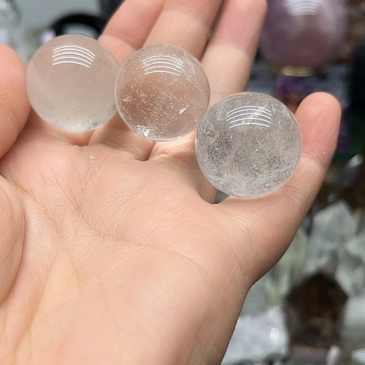 未镶嵌珠宝半成品水晶75克白水晶球