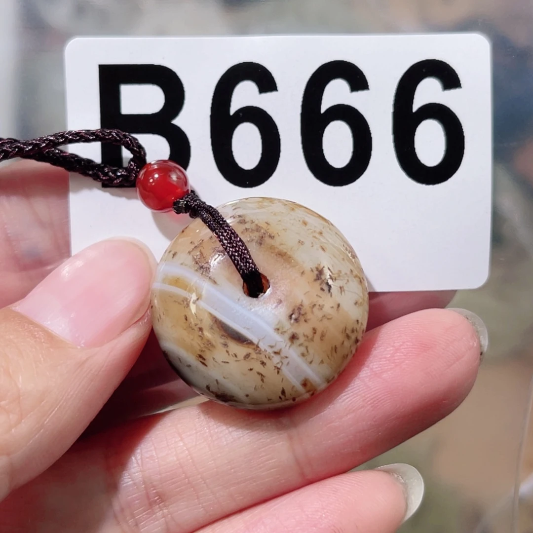 玛瑙/玉髓合金颈饰