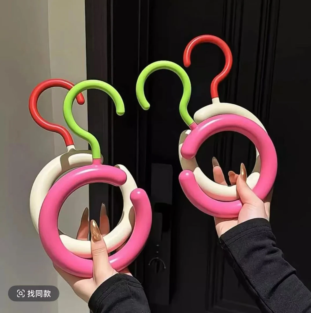 【加大款】多巴胺挂钩多功能可旋转免打孔围巾包包挂架丝巾