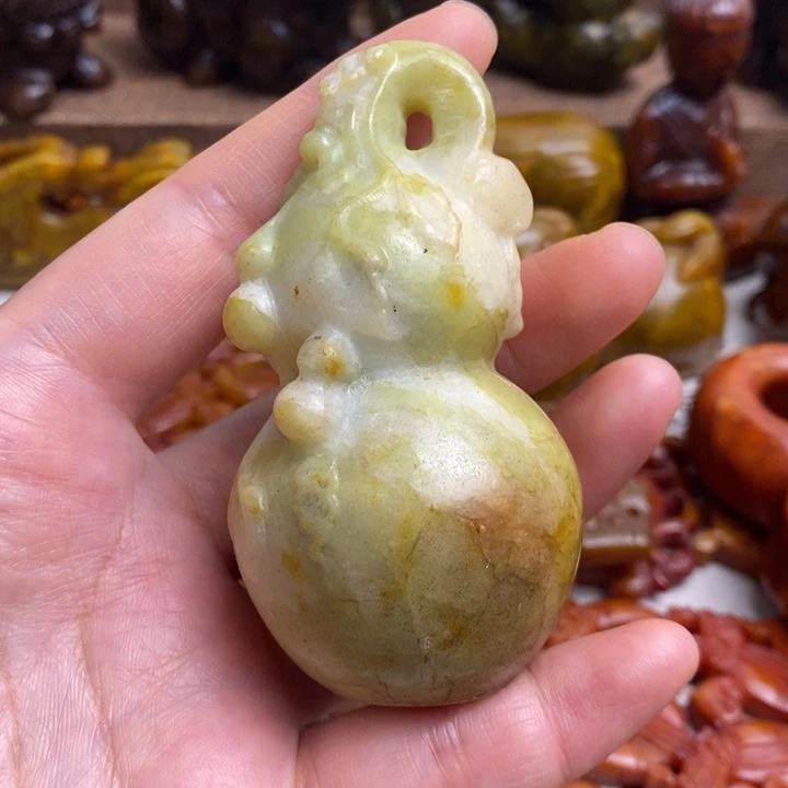 蛇纹石玉未镶嵌颈饰25