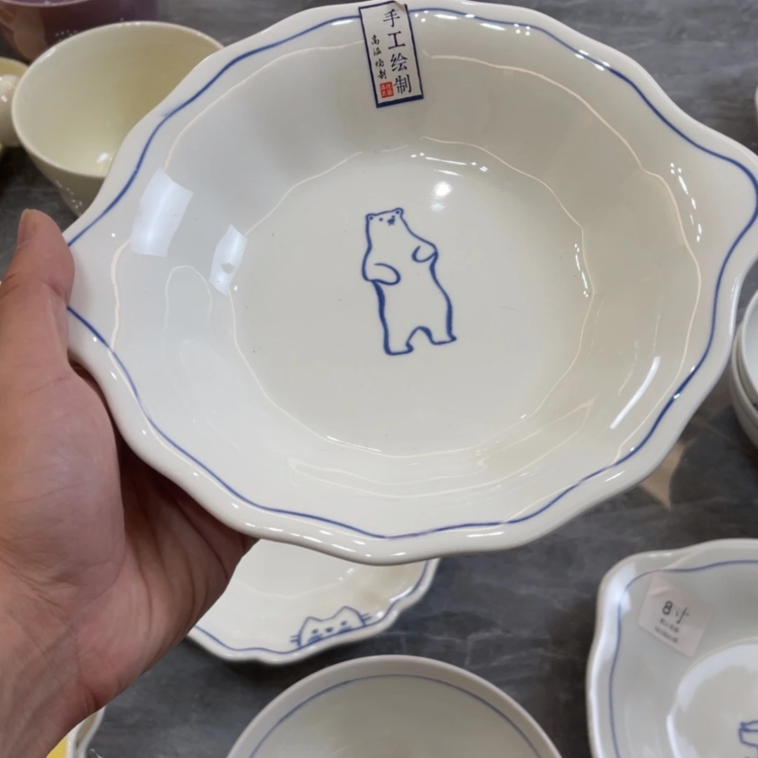 陶瓷微瑕餐具介意勿拍，满18飞！