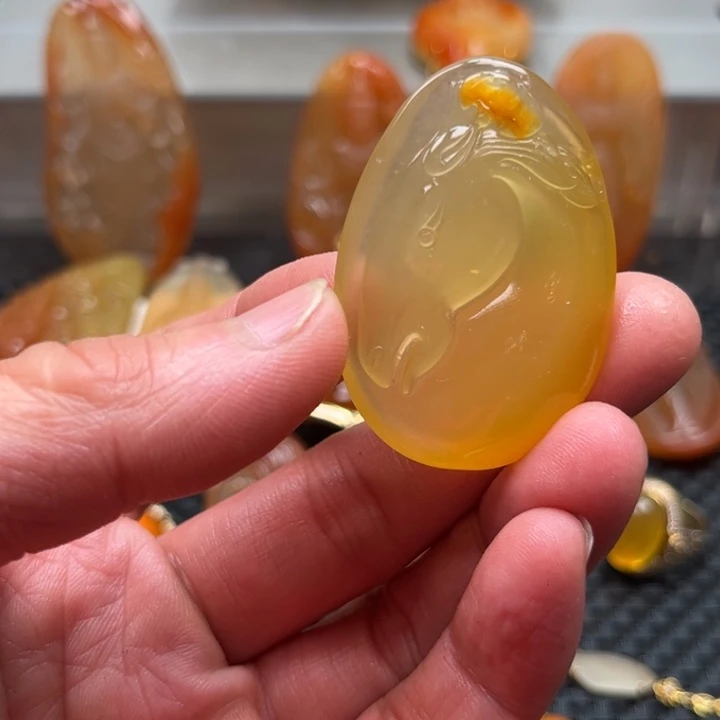 石英质玉颈饰未镶嵌无**✔