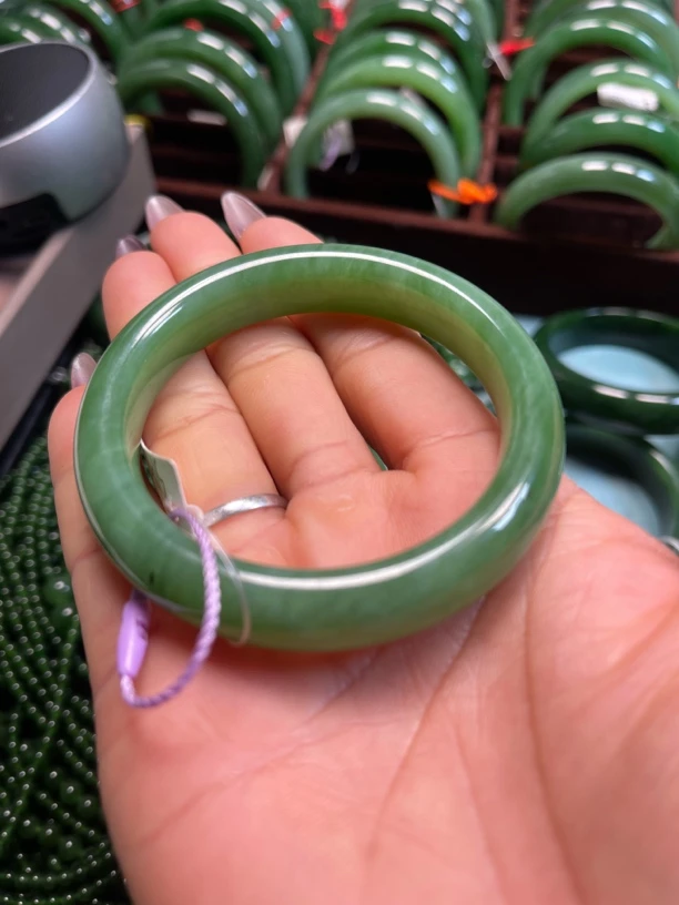 和田玉碧玉手镯精品