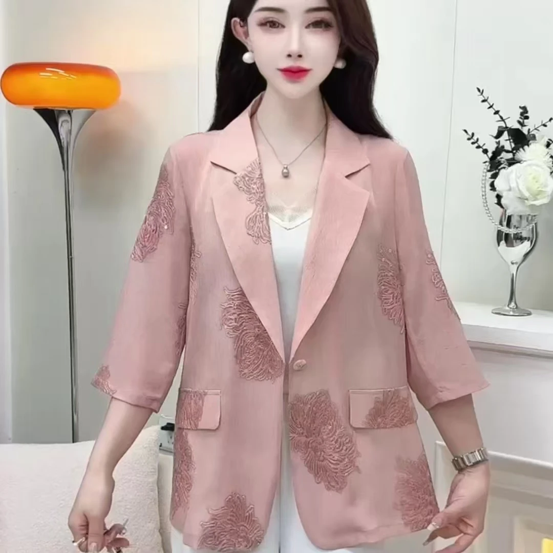 2025夏季新款刺绣牡丹花纹气质轻奢防晒七分袖西装外套