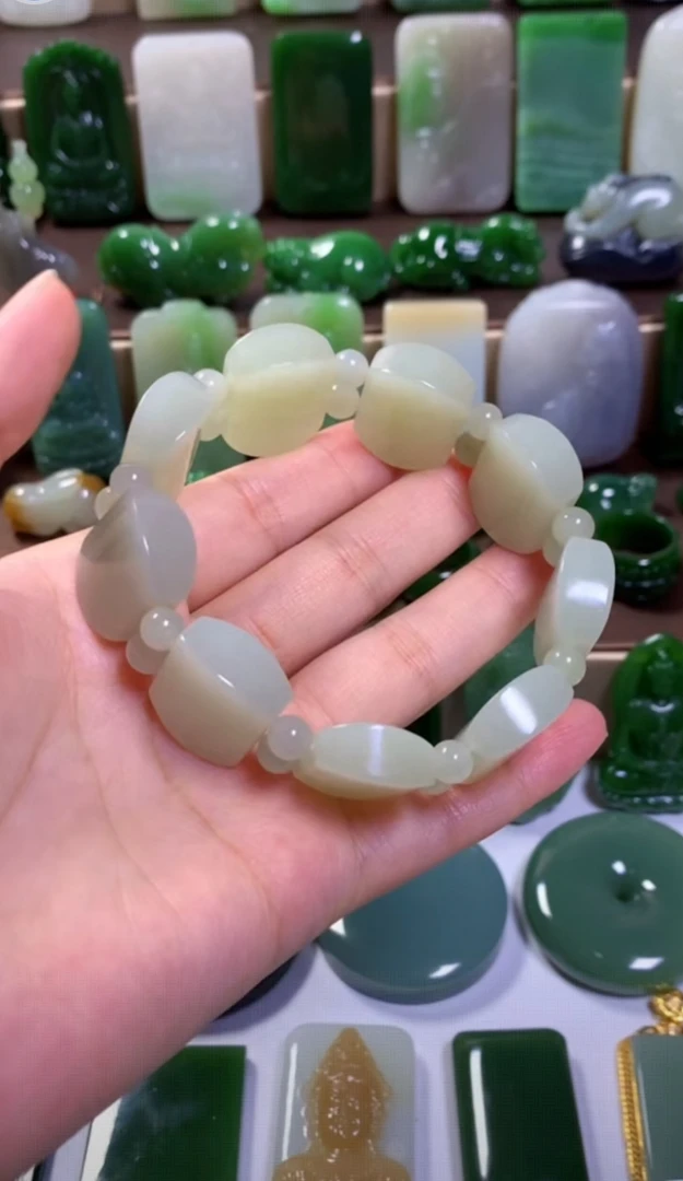 和田玉手盘未镶嵌