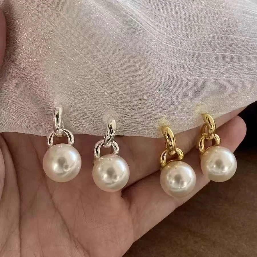 合金树脂吊坠 港风金属感法式复古高级简约珍珠耳环女百搭气质