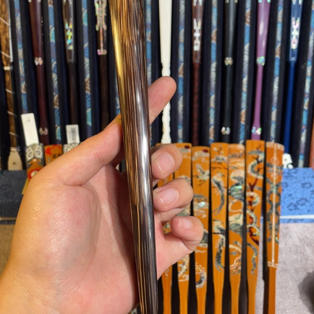 扇子手工制作工艺精湛