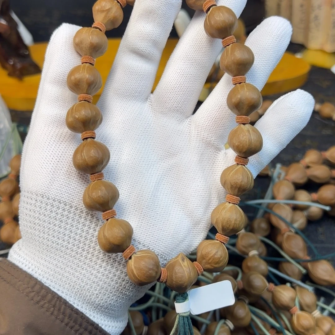 ****马木质类16*17三花18+1蜜桃臀