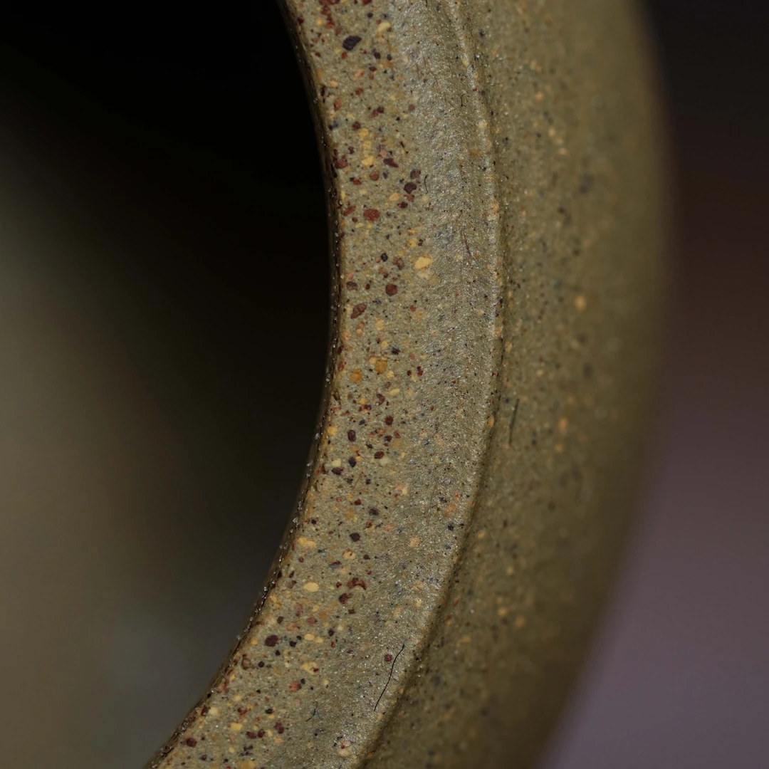 恒源堂出品 蟹壳青《石鼓壶》160毫升 宜兴紫砂壶