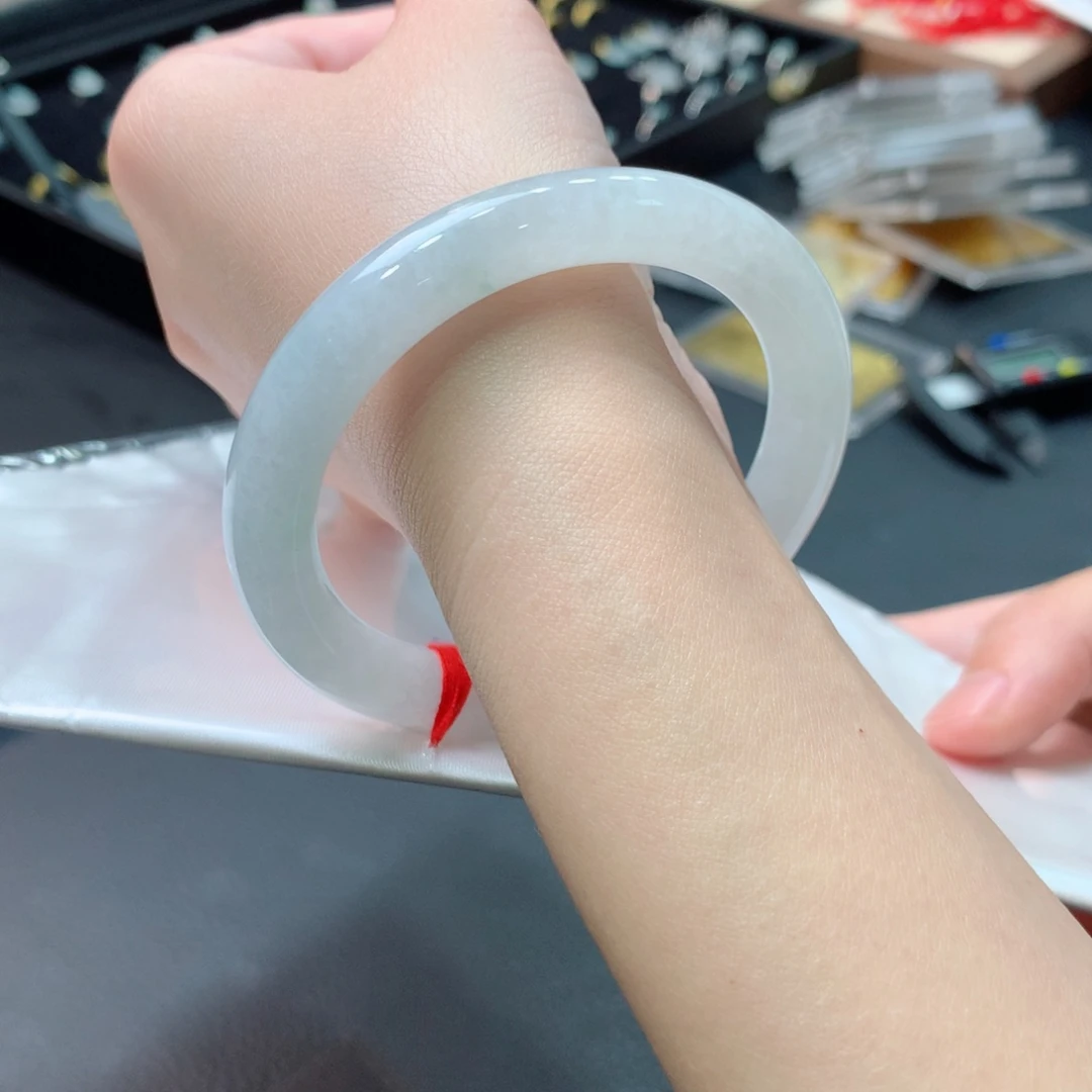 未镶嵌手镯翡翠翡翠
