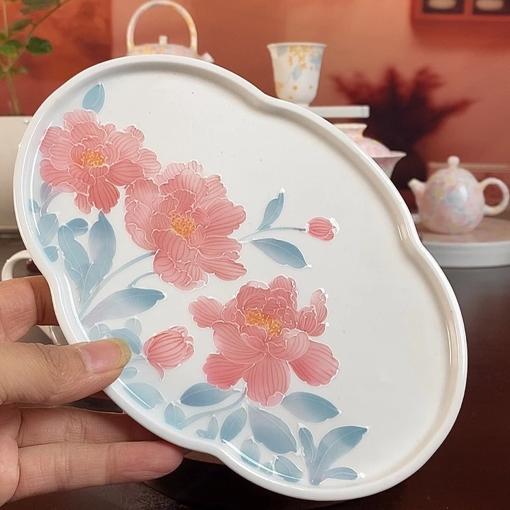 芍药花壶承手绘高温釉下